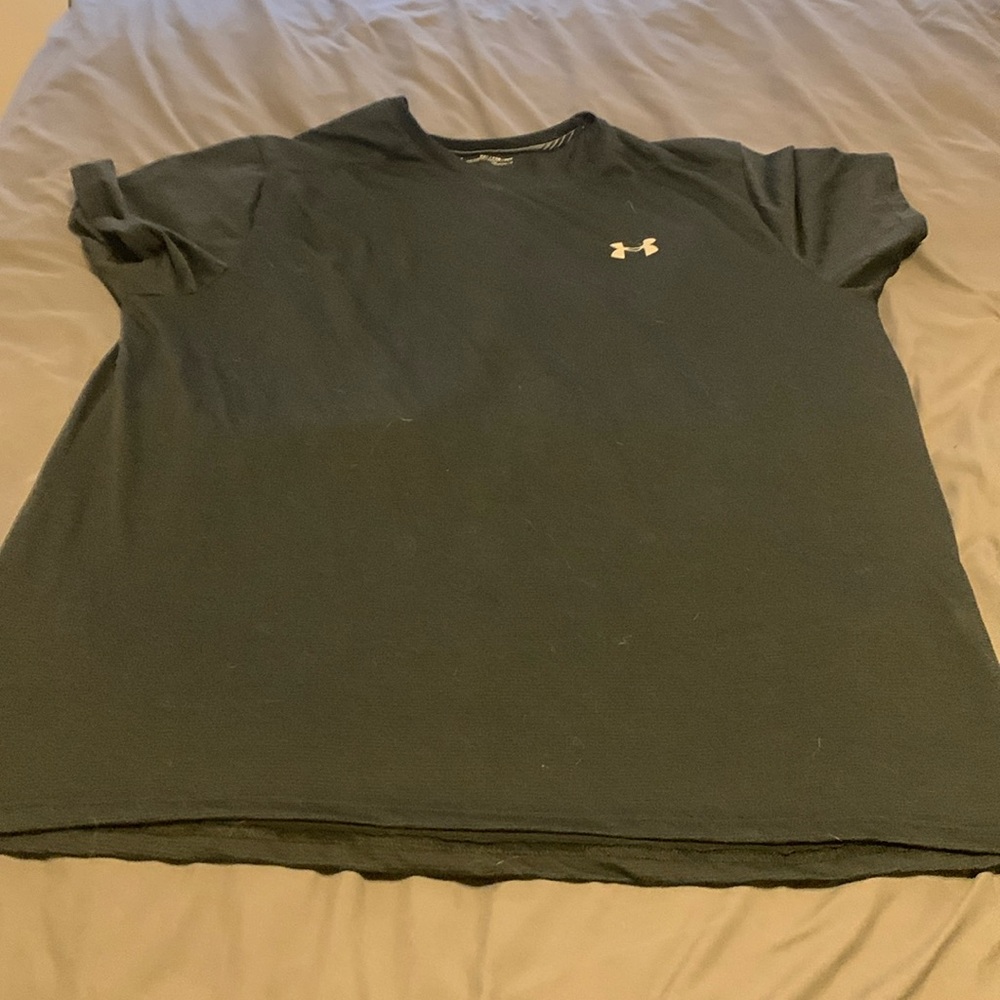 Men’s Under Armour T-shirt